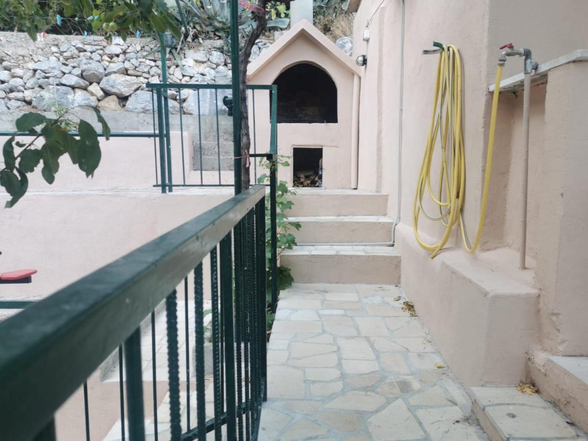 Big And Spacious Apartment In The Heart Of Omiš Exterior foto